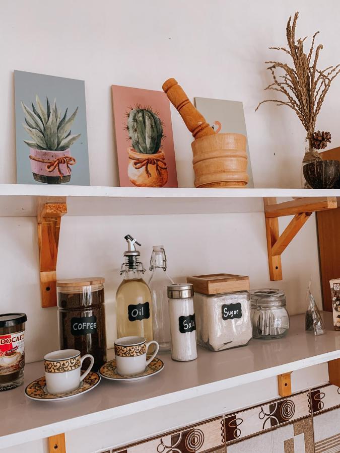 Tropical Paradiso Homestay バニュワンギ エクステリア 写真